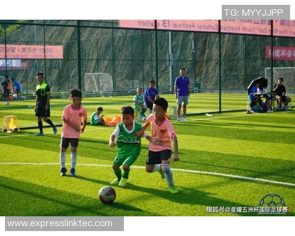 广西足球教练培训提升计划助力地方足球发展与青少年成长